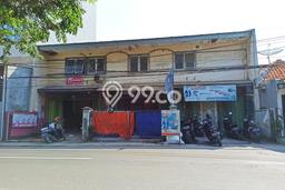 Ruko Dijual di Jakarta Barat LT 180m2 & LB 300m2 Lokasi Terbaik! Ruko Dijual di Jakarta Barat LT 180m2 & LB 300m2 Lokasi Terbaik!