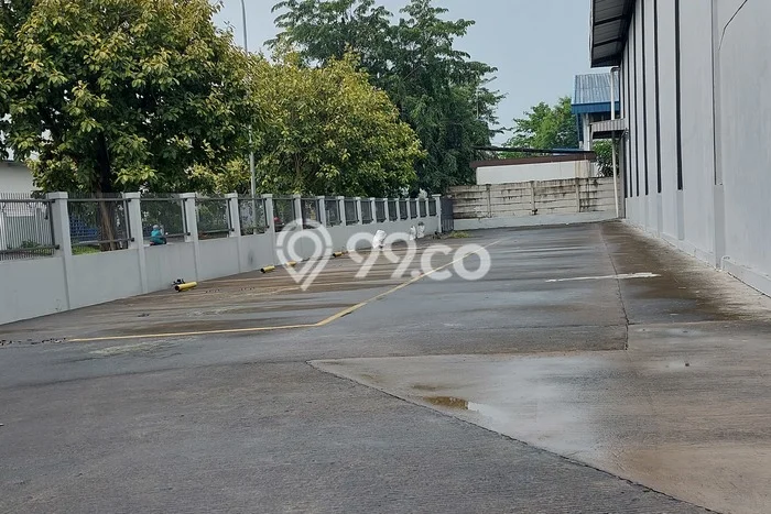 Unit Gudang Paling Strategis di Lippo Cikarang Cikarang dengan LB 1500m2 Unit Gudang Paling Strategis di Lippo Cikarang Cikarang dengan LB 1500m2