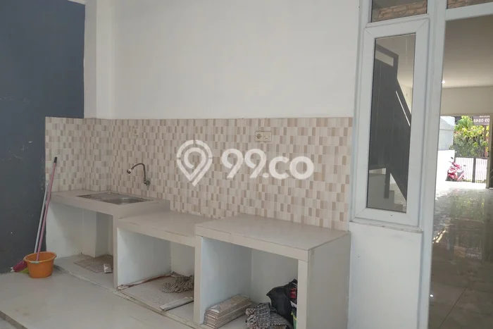 For Rent Ruko Area Komersial Kawasan Cilincing, Luas 255m², Siap Usaha For Rent Ruko Area Komersial Kawasan Cilincing, Luas 255m², Siap Usaha