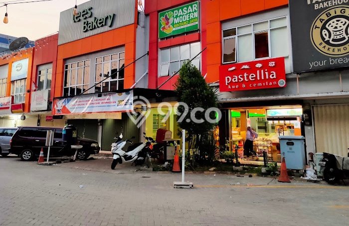Ruko Strategis Kawasan Bintaro, Luas 80m², Kawasan Bisnis, Lokasi Ramai Ruko Strategis Kawasan Bintaro, Luas 80m², Kawasan Bisnis, Lokasi Ramai