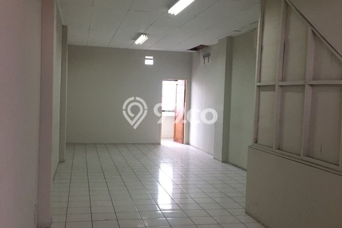 Untuk Dijual Ruko di Ciledug Tangerang LT 120m2 / LB 150m2 Untuk Dijual Ruko di Ciledug Tangerang LT 120m2 / LB 150m2