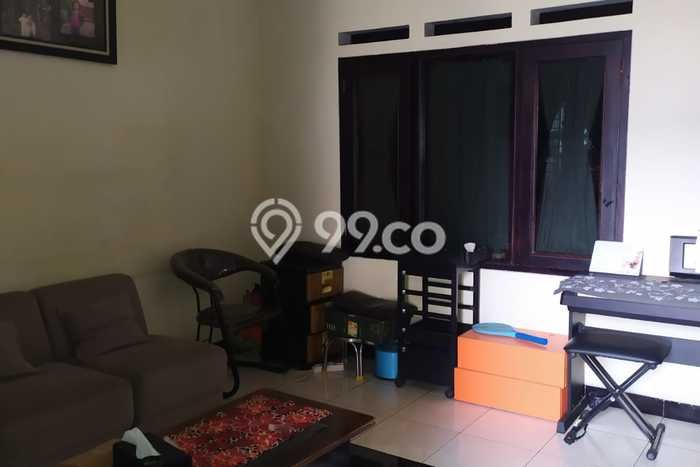 Komersial Dijual di Jakarta Barat LT 174m2 & LB 250m2 Lokasi Terbaik! Komersial Dijual di Jakarta Barat LT 174m2 & LB 250m2 Lokasi Terbaik!
