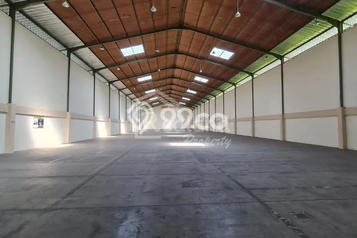 Gudang paling strategis disewakan di Semarang Barat Semarang Gudang paling strategis disewakan di Semarang Barat Semarang