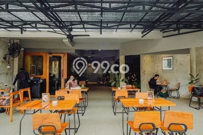 Area Ramai! Ruko Dijual di Kebayoran Baru untuk Bisnis Luas Bangunan 1200m2 Area Ramai! Ruko Dijual di Kebayoran Baru untuk Bisnis Luas Bangunan 1200m2