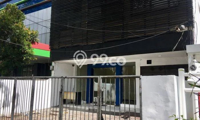 FOR SALE! Ruko di Genteng Surabaya, LT 229m2, LB 300m2 FOR SALE! Ruko di Genteng Surabaya, LT 229m2, LB 300m2