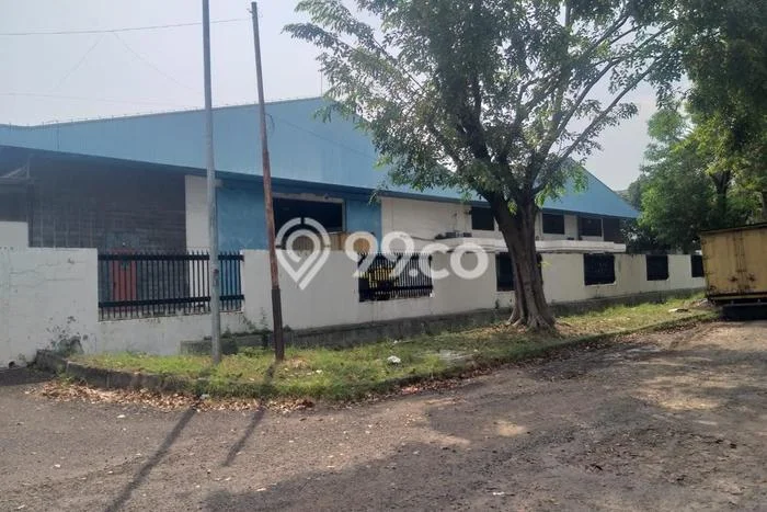 FOR SALE! Gudang di Jatinegara Jakarta Timur, LT 5500m2, LB 9927m2 FOR SALE! Gudang di Jatinegara Jakarta Timur, LT 5500m2, LB 9927m2