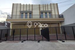 Disewakan Ruko Area Bisnis Kawasan Kaliwates, Luas 204m², Siap Usaha Disewakan Ruko Area Bisnis Kawasan Kaliwates, Luas 204m², Siap Usaha