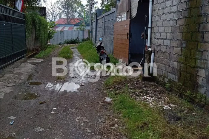 Gudang Disewakan Kawasan Ubung Kaja, Luas 120m², Lokasi Strategis, Siap Bisnis Gudang Disewakan Kawasan Ubung Kaja, Luas 120m², Lokasi Strategis, Siap Bisnis