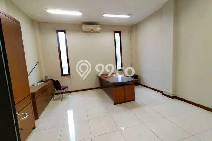 Ruko Kawasan , Luas 210m2m², Area Komersial, Strategis Ruko Kawasan , Luas 210m2m², Area Komersial, Strategis