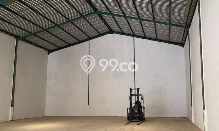 Gudang paling strategis disewakan di Buduran Sidoarjo Gudang paling strategis disewakan di Buduran Sidoarjo