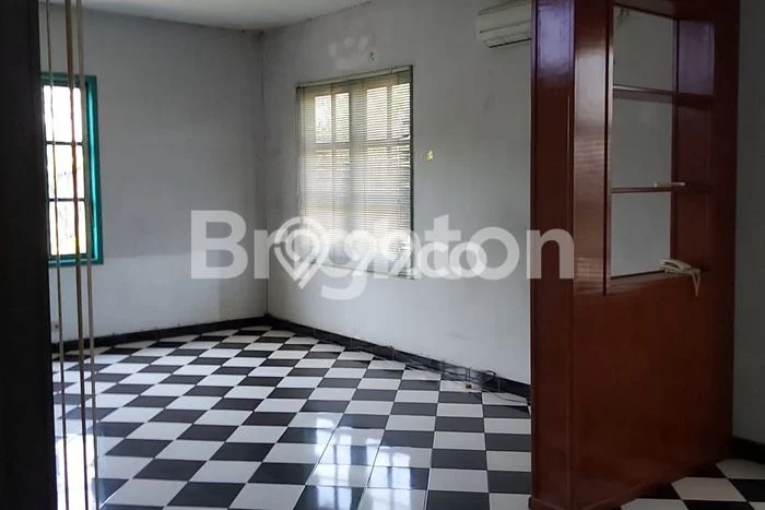 Unit Komersial Disewakan di Semarang Area Strategis Harga Kompetitif Unit Komersial Disewakan di Semarang Area Strategis Harga Kompetitif