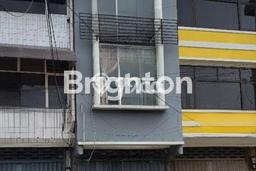 KAN RUKO 3LANTAI DHARMAHUSADA LOKASI STRATEGIS DAN PARKIR LUAS KAN RUKO 3LANTAI DHARMAHUSADA LOKASI STRATEGIS DAN PARKIR LUAS