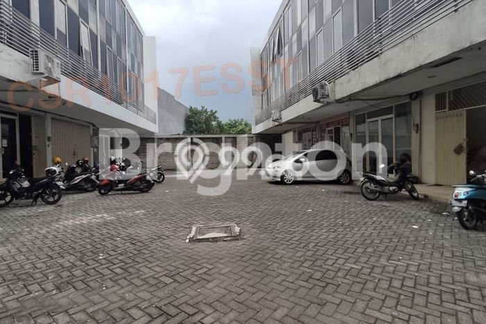 Ruko Usaha Dijual di Mulyorejo Surabaya LT 50m2 & LB 150m2 Ruko Usaha Dijual di Mulyorejo Surabaya LT 50m2 & LB 150m2