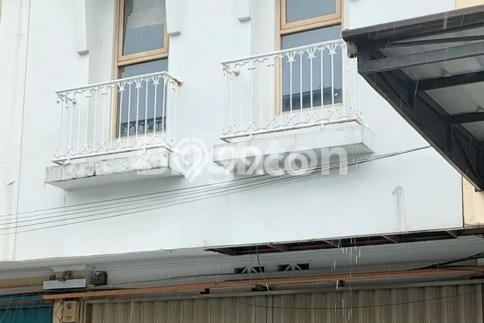 Ruko Dijual di Bandung LT 65m2 & LB 125m2 Lokasi Terbaik! Ruko Dijual di Bandung LT 65m2 & LB 125m2 Lokasi Terbaik!