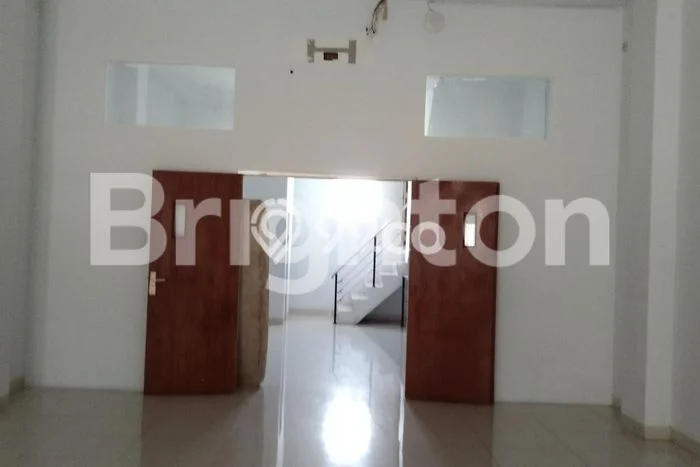 Ruko di Terban, Luas 534m², Kawasan Strategis, Siap Usaha Ruko di Terban, Luas 534m², Kawasan Strategis, Siap Usaha