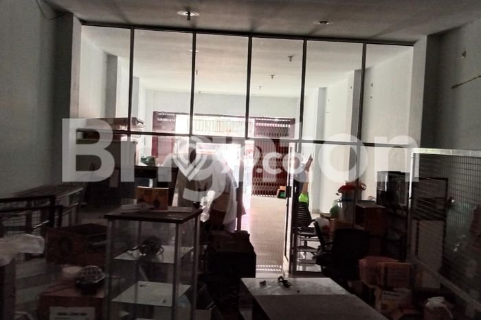 Ruko di Terban, Luas 534m², Kawasan Strategis, Siap Usaha Ruko di Terban, Luas 534m², Kawasan Strategis, Siap Usaha
