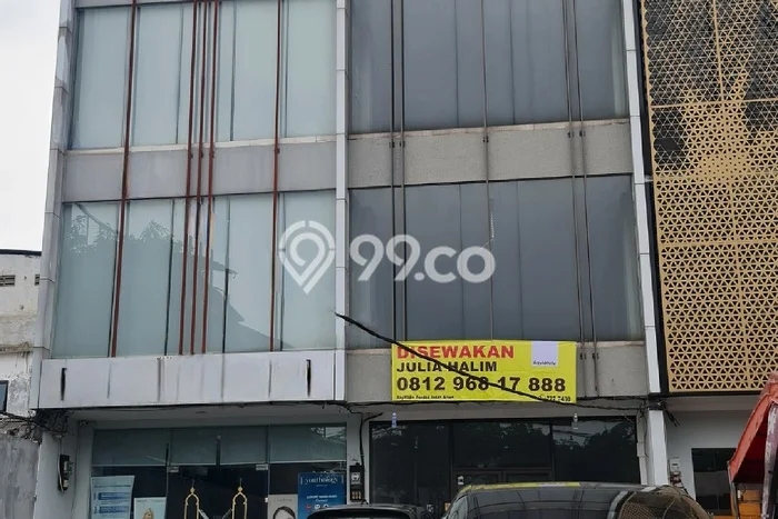 Ruko Komersial Disewakan di Kebayoran Lama Jakarta Selatan Luas 425m2 Ruko Komersial Disewakan di Kebayoran Lama Jakarta Selatan Luas 425m2