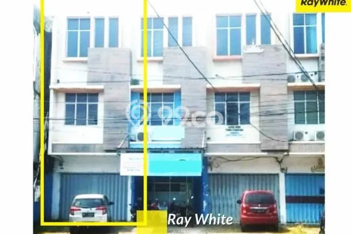 PRIME LOCATION! Ruko di Teluk Betung Utara, Luas 192m2m², Kawasan Komersial, Posisi Strategis PRIME LOCATION! Ruko di Teluk Betung Utara, Luas 192m2m², Kawasan Komersial, Posisi Strategis