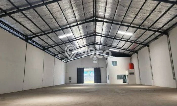 Unit Gudang Paling Strategis di Ngaliyan Semarang dengan LB 950m2 Unit Gudang Paling Strategis di Ngaliyan Semarang dengan LB 950m2