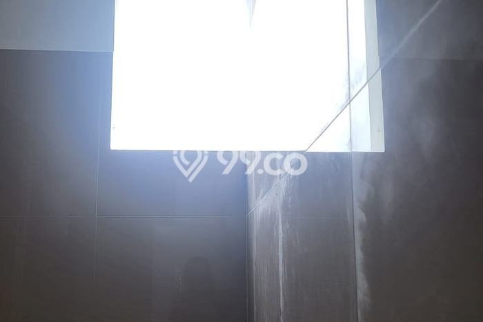 For Rent Ruko Strategis di Tegal Gundi, Luas 239m², Jalan Utama For Rent Ruko Strategis di Tegal Gundi, Luas 239m², Jalan Utama
