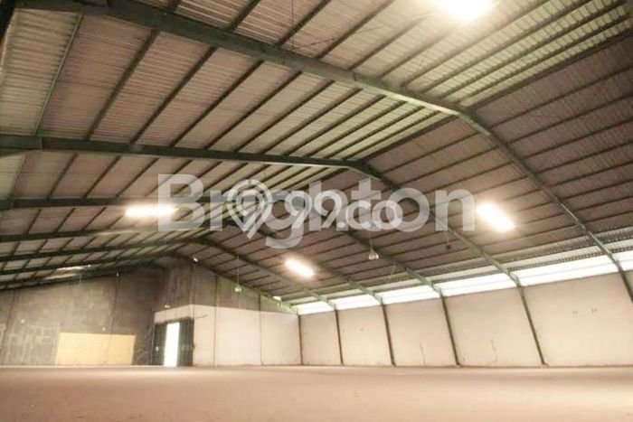 Disewakan Gudang di Kawasan Ramai Tugurejo Luas 1126m2 Disewakan Gudang di Kawasan Ramai Tugurejo Luas 1126m2