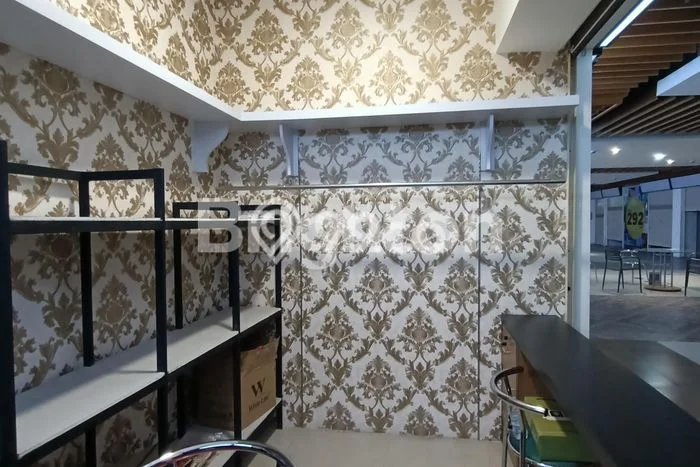Unit Komersial disewakan di Pasar Kliwon Surakarta dengan LT 625m2 / LB 6m2 Unit Komersial disewakan di Pasar Kliwon Surakarta dengan LT 625m2 / LB 6m2