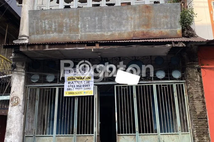 FOR RENT! Ruko di Pabean Cantikan Cocok untuk Bisnis 316m2 FOR RENT! Ruko di Pabean Cantikan Cocok untuk Bisnis 316m2