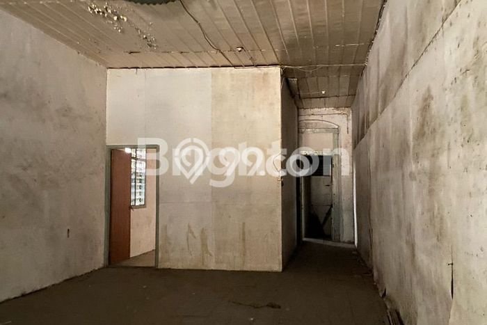 FOR RENT! Ruko di Pabean Cantikan Cocok untuk Bisnis 316m2 FOR RENT! Ruko di Pabean Cantikan Cocok untuk Bisnis 316m2