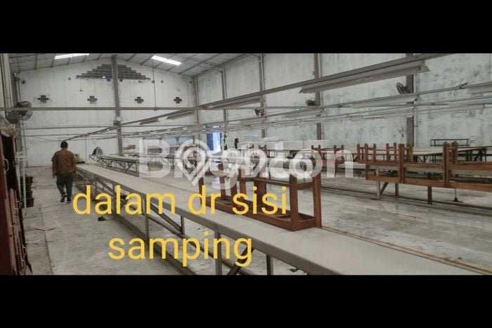 Unit Gudang Paling Strategis di Kebakkramat Karanganyar dengan LB 750m2 Unit Gudang Paling Strategis di Kebakkramat Karanganyar dengan LB 750m2