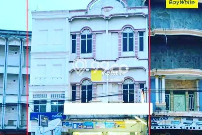 AREA TERBAIK! Ruko Kawasan , Luas 551m2m², Pengunjung Terjamin AREA TERBAIK! Ruko Kawasan , Luas 551m2m², Pengunjung Terjamin