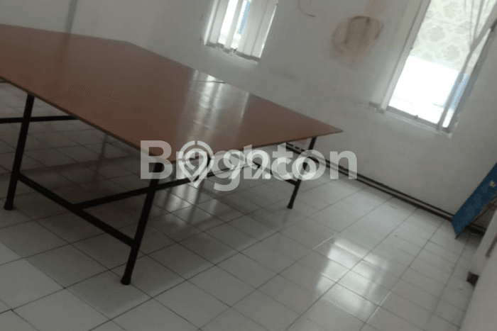 Ruko Dijual di Gayungan LT 16m2, LB 180m2 Solusi Investasi Cerdas Ruko Dijual di Gayungan LT 16m2, LB 180m2 Solusi Investasi Cerdas