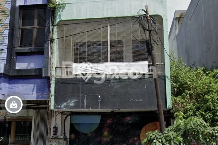 Ruko bagus disewakan di Serengan Surakarta dengan LB 300m2 harga sewa terbaik Ruko bagus disewakan di Serengan Surakarta dengan LB 300m2 harga sewa terbaik