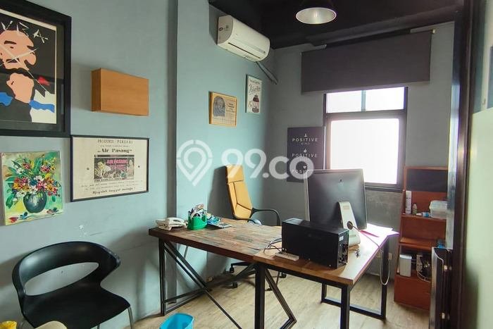 Lokasi Strategis! Dijual Ruko Bisnis di Kebayoran Baru, Jakarta Selatan Kondisi Bagus Lokasi Strategis! Dijual Ruko Bisnis di Kebayoran Baru, Jakarta Selatan Kondisi Bagus