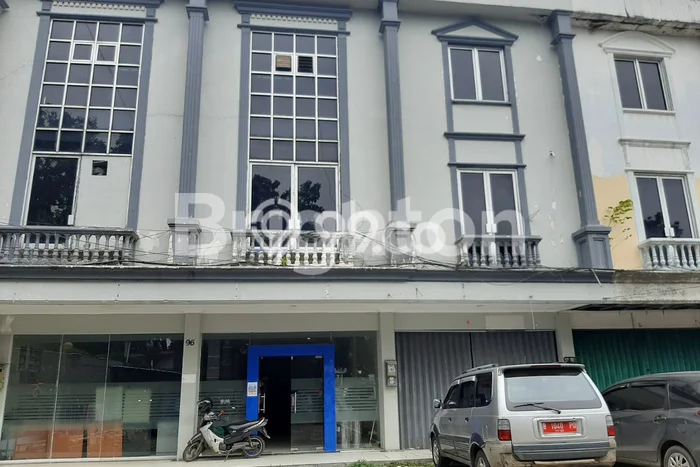 Disewakan Ruko di Pusat Kota Bogor Ramai Strategis Disewakan Ruko di Pusat Kota Bogor Ramai Strategis