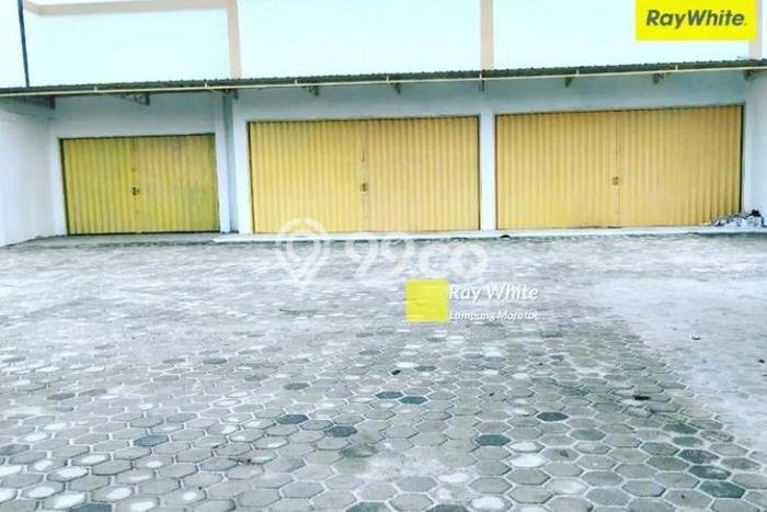 AREA KOMERSIAL! Ruko Kawasan Kalianda, Luas 300m2m², Lokasi Strategis AREA KOMERSIAL! Ruko Kawasan Kalianda, Luas 300m2m², Lokasi Strategis