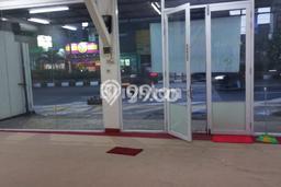 Ruko disewakan lokasi strategis Beji Depok 144m2 Ruko disewakan lokasi strategis Beji Depok 144m2