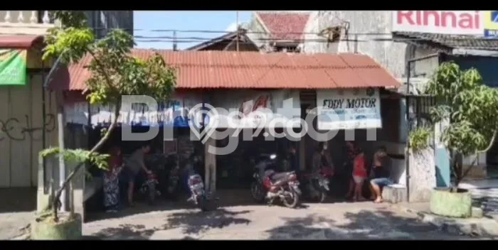 FOR SALE! Ruko di Wirobrajan Yogyakarta, LT 201m2, LB 201m2 FOR SALE! Ruko di Wirobrajan Yogyakarta, LT 201m2, LB 201m2