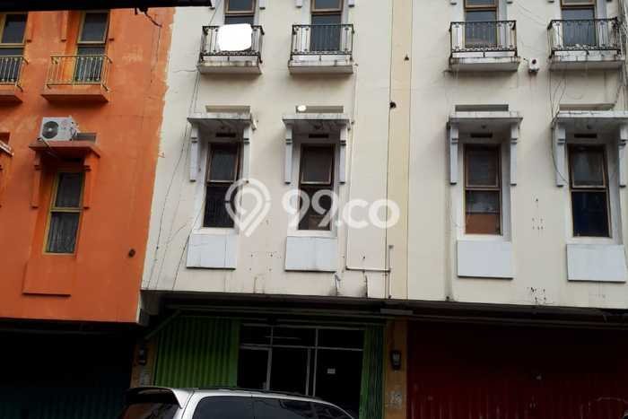 Ruko Dijual di Bandung LT 65m2 & LB 190m2 Lokasi Terbaik! Ruko Dijual di Bandung LT 65m2 & LB 190m2 Lokasi Terbaik!