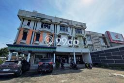 Unit Ruko Disewakan di Soekarno Hatta di Area Ramai & Strategis Unit Ruko Disewakan di Soekarno Hatta di Area Ramai & Strategis