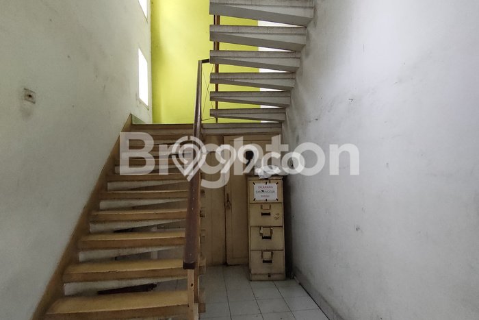 Komersial Dijual Lokasi Emas di Lengkong Luas 1300m2 Komersial Dijual Lokasi Emas di Lengkong Luas 1300m2