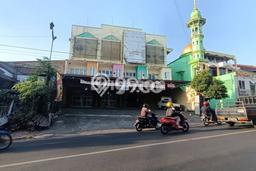 FOR SALE! Ruko di Pakis Malang, LT 2000m2, LB 1700m2 FOR SALE! Ruko di Pakis Malang, LT 2000m2, LB 1700m2