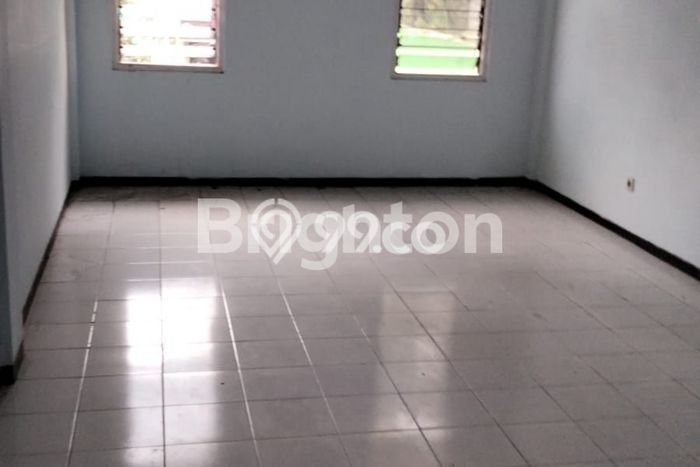 LOKASI PREMIUM! Ruko di Mojolangu, Luas 192m2m², Mainroad, Area Bisnis LOKASI PREMIUM! Ruko di Mojolangu, Luas 192m2m², Mainroad, Area Bisnis