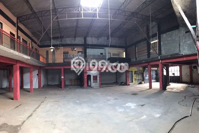 Gudang Disewa di Bekasi dengan LB 1000m2 Area Komersial Ramai Gudang Disewa di Bekasi dengan LB 1000m2 Area Komersial Ramai