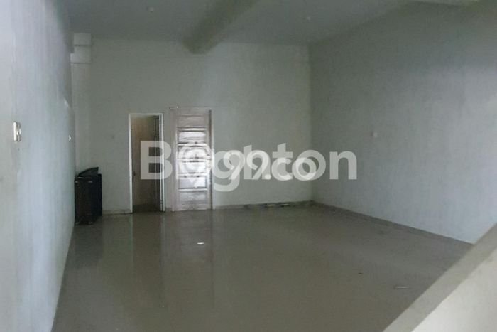 Ruko Dijual di Pasar Kliwon LT 150m2, LB 250m2 untuk Investasi Ruko Dijual di Pasar Kliwon LT 150m2, LB 250m2 untuk Investasi