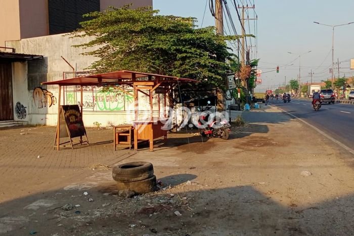 Gudang Dijual di Taman Sidoarjo dengan LB 900m2 Gudang Dijual di Taman Sidoarjo dengan LB 900m2