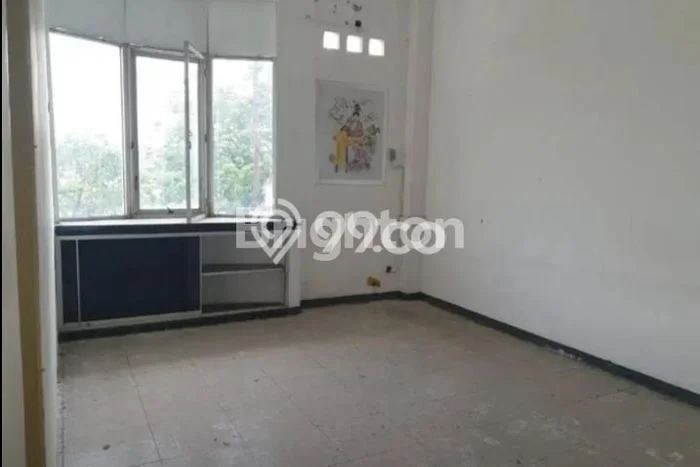 Gudang disewakan lokasi strategis Waru Sidoarjo 2300m2 Gudang disewakan lokasi strategis Waru Sidoarjo 2300m2