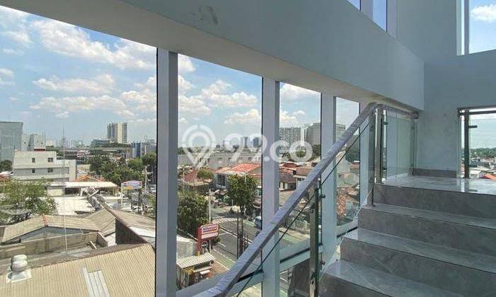 Untuk Dijual! Komersial di Cawang Jakarta Timur LT 279m2 / LB 726m2 Kawasan Strategis Untuk Dijual! Komersial di Cawang Jakarta Timur LT 279m2 / LB 726m2 Kawasan Strategis