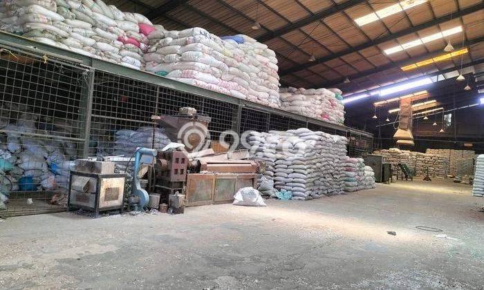 Gudang Dijual Lokasi Emas di Margahayu Luas 2000m2 Gudang Dijual Lokasi Emas di Margahayu Luas 2000m2