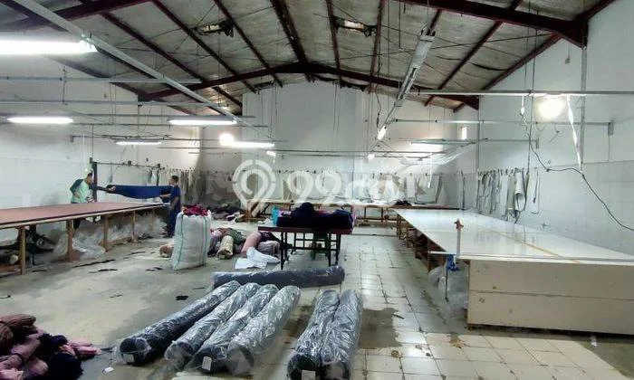 Untuk Dijual! Gudang di Cigondewah Bandung LT 3483m2 / LB 650m2 Kawasan Strategis Untuk Dijual! Gudang di Cigondewah Bandung LT 3483m2 / LB 650m2 Kawasan Strategis