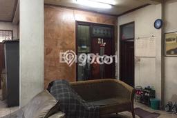 Disewakan Ruko komersial di Pasar Minggu luas bangunan 150m2 Disewakan Ruko komersial di Pasar Minggu luas bangunan 150m2